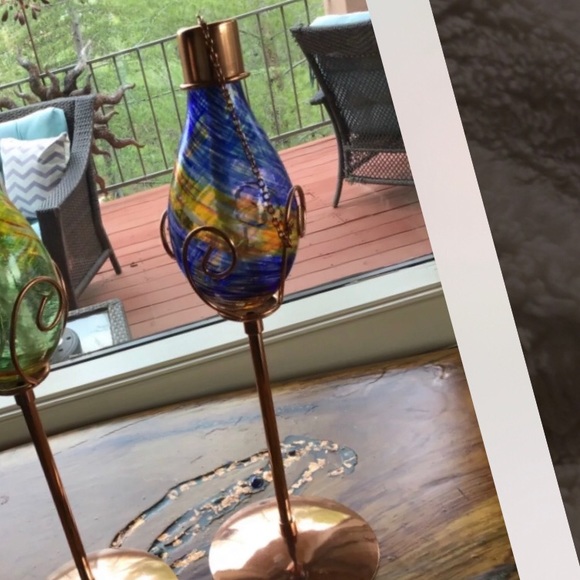 Set of Vintage Murano Hand Blown Art Glass Oil Lamps w/copper stand 19”H - Picture 7 of 9